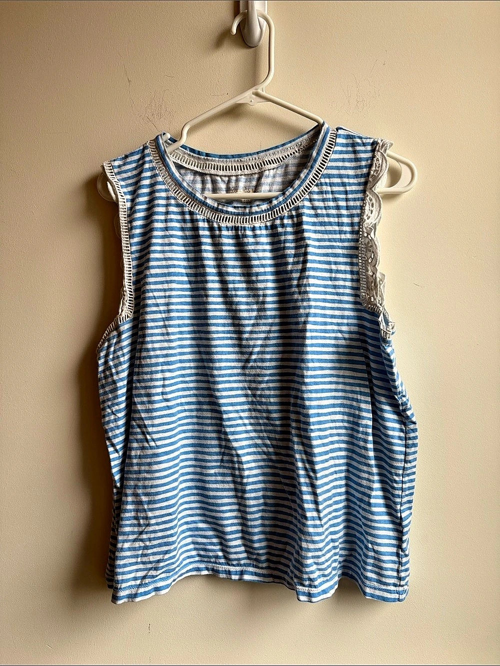 Lilly Pulitzer Striped Tank Top in Blue & White Size XL